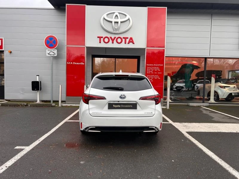 toyota-corolla-touring-spt-1-8-140ch-design-my23-9-saint-arnoult-5