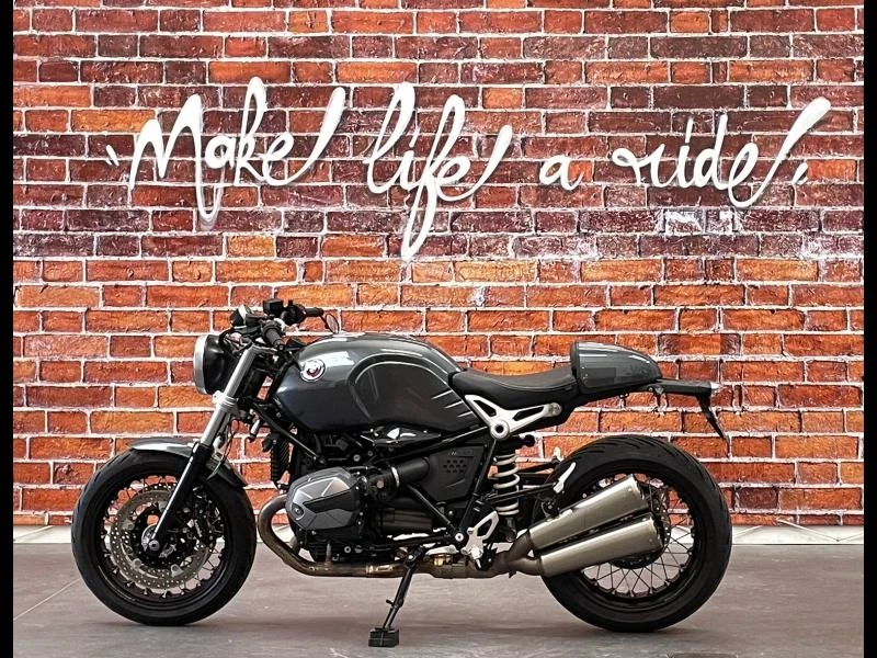 Image principale du véhicule