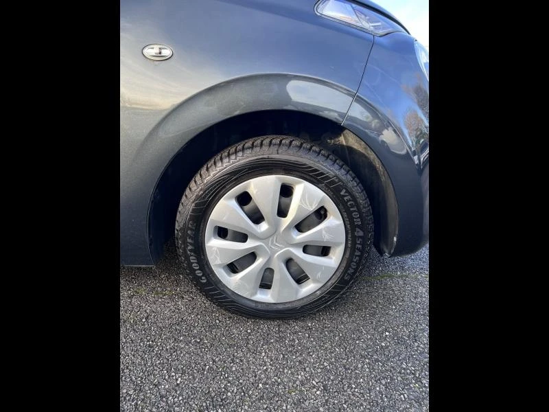 Image principale du véhicule