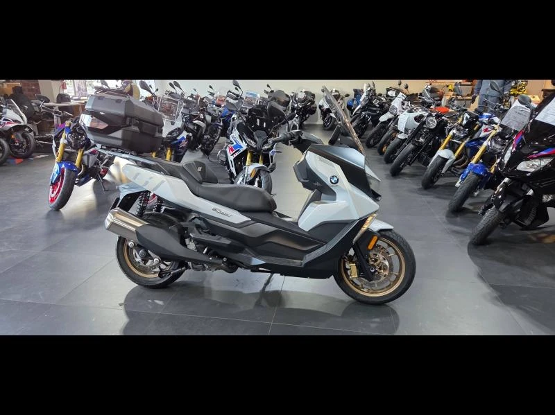 Image principale du véhicule