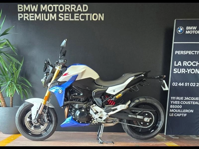 Image principale du véhicule