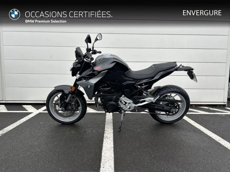 Image principale du véhicule