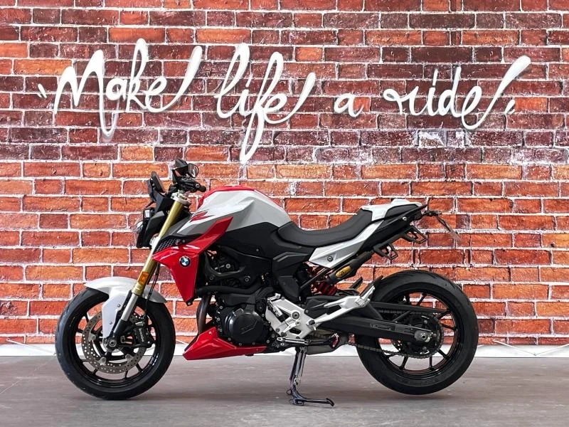 Image principale du véhicule