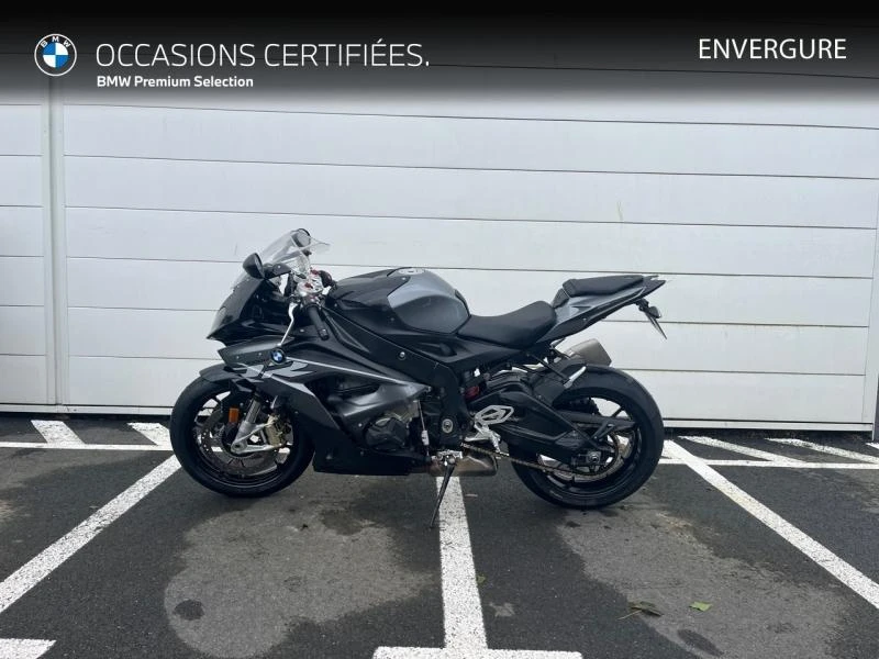 Image principale du véhicule